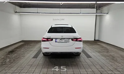 Mercedes-Benz E-Class 2023, 44999 км, за 34687.81 USD