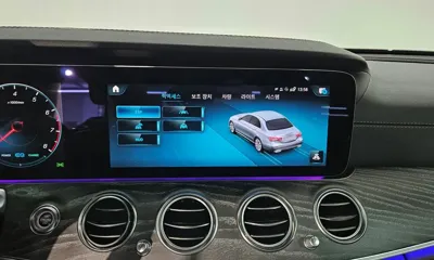 Mercedes-Benz E-Class 2023, 44999 км, за 34687.81 USD - фото 16