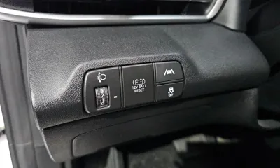 Hyundai Avante 2021, 46926 км, за 11851.27 USD - фото 29
