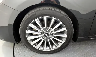 Kia K7 2019, 102812 км, за 8794.79 USD