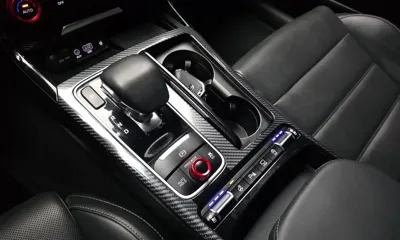 Kia Stinger 2018, 118927 км, за 10076.05 USD - фото 9