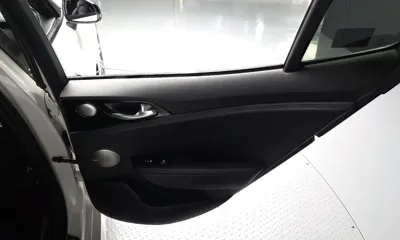 Kia Stinger 2018, 118927 км, за 10076.05 USD - фото 25