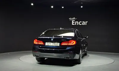 BMW 5-Series 2018, 89006 км, за 17980.47 USD