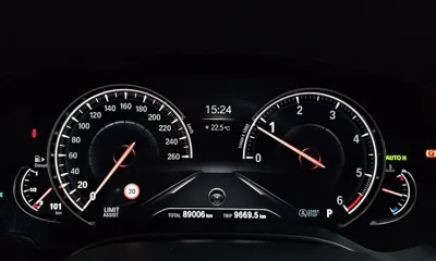 BMW 5-Series 2018, 89006 км, за 17972.25 USD - фото 8