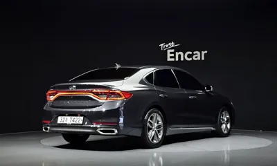 Hyundai Grandeur 2017, 83198 км, за 8595.43 USD