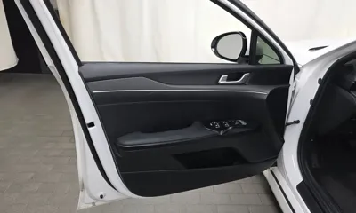 Kia K5 2024, 37830 км, за 16221.51 USD - фото 24