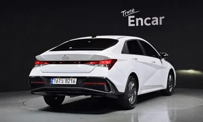 Hyundai Avante 2024, 55754 км, за 13121.96 USD