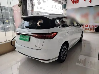 BYD MAX 2022, 65199 км, за 5972.12 USD - фото 7