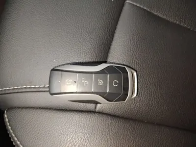 BYD MAX 2022, 65199 км, за 5972.12 USD - фото 9