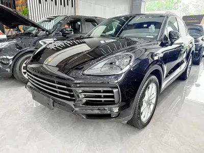 Porsche Cayenne · 2018 год