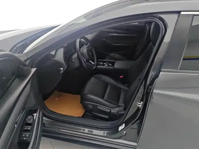 Mazda 3 Axela 2021, 53200 км, за 9561.83 USD - фото 9