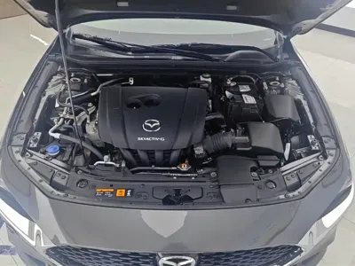 Mazda 3 Axela 2021, 53200 км, за 9561.83 USD - фото 10