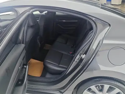 Mazda 3 Axela 2021, 53200 км, за 9561.83 USD - фото 11