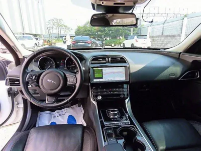 Jaguar XE 2017, 119866 км, за 5710.91 USD - фото 7