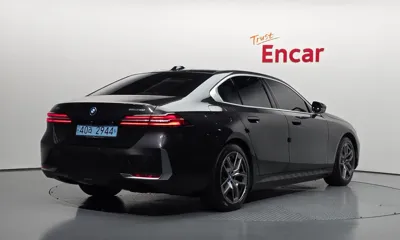 BMW i5 2024, 35595 км, за 39283.41 USD