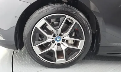 BMW i5 2024, 35595 км, за 39283.41 USD