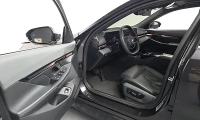 BMW i5 2024, 35595 км, за 39283.41 USD - фото 10
