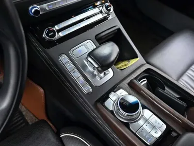 Genesis G90 2019, 105688 км, за 20940 USD - фото 9