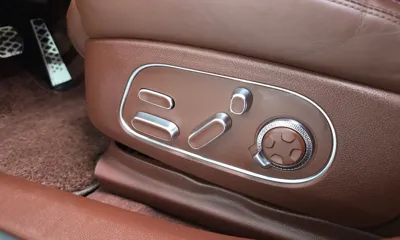 Genesis G90 2022, 113862 км, за 34134.17 USD - фото 32