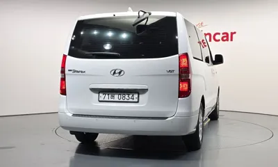 Hyundai Starex 2019, 90703 км, за 11709.61 USD