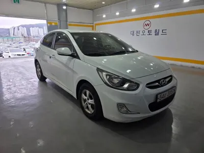 Hyundai Accent 2012, 246337 км, за 1495.16 USD - фото 6