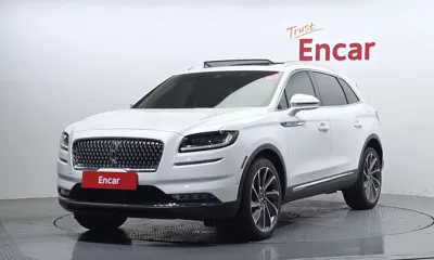 Lincoln Nautilus · 2023 год