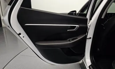 Hyundai Sonata 2020, 105614 км, за 10174.61 USD - фото 25