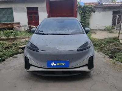 Arcfox S 2025, 22700 км, за 11871.23 USD