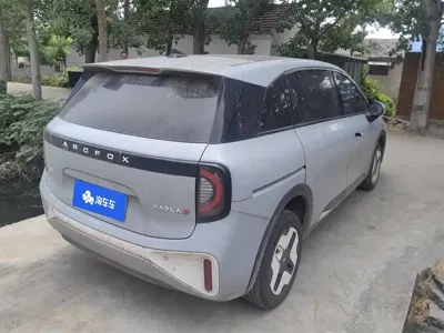 Arcfox S 2025, 22700 км, за 11871.23 USD
