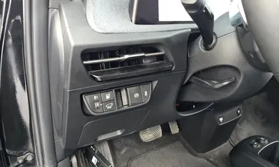 Kia EV6 2022, 107623 км, за 16931.61 USD - фото 28