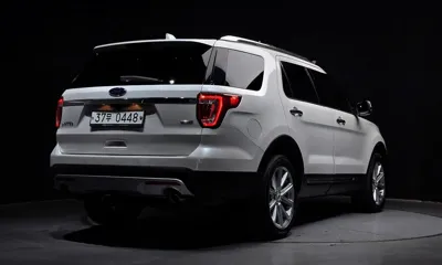 Ford Explorer 2016, 101975 км, за 8457.22 USD