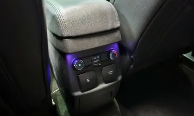 Ford Explorer 2016, 101975 км, за 8457.22 USD - фото 19