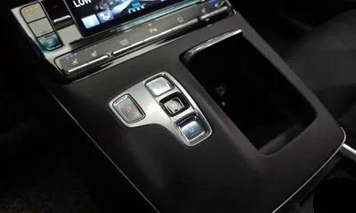 Hyundai Grandeur 2020, 113856 км, за 11506.2 USD - фото 9