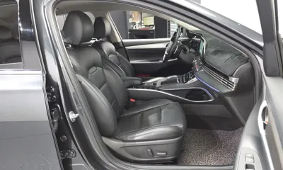 Hyundai Grandeur 2020, 113856 км, за 11506.2 USD - фото 11