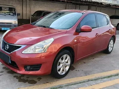 Nissan Tiida · 2011 год