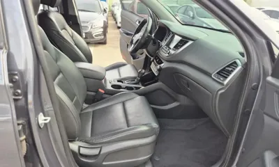 Hyundai Tucson 2017, 120398 км, за 6967.5 USD - фото 10