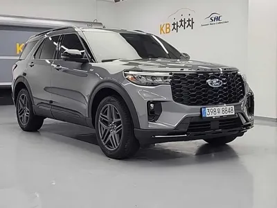 Ford Explorer 2025, 4924 км, за 34511.94 USD
