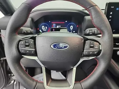 Ford Explorer 2025, 4924 км, за 34511.94 USD - фото 9