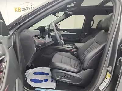 Ford Explorer 2025, 4924 км, за 34511.94 USD - фото 11