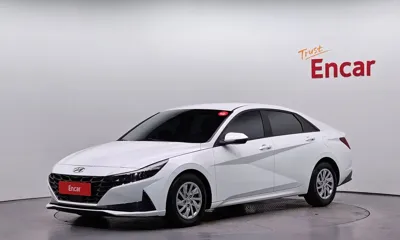 Hyundai Avante · 2022 год