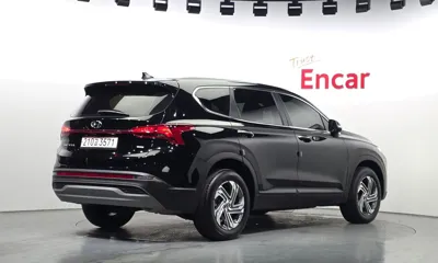 Hyundai Santafe 2023, 22757 км, за 17715.51 USD