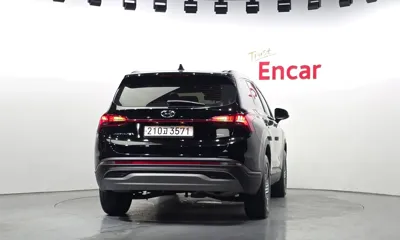 Hyundai Santafe 2023, 22757 км, за 17715.51 USD