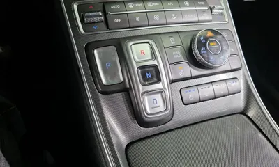 Hyundai Santafe 2023, 22757 км, за 17715.51 USD - фото 9