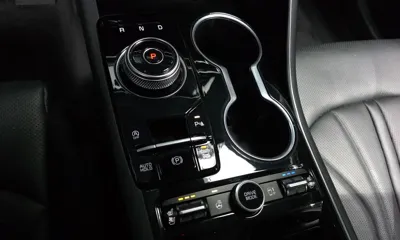 Kia K5 2020, 97409 км, за 13082.26 USD - фото 9