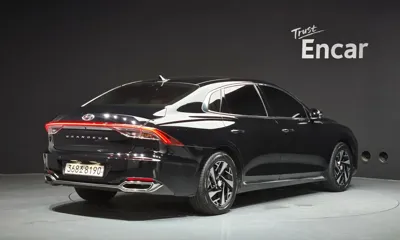 Hyundai Grandeur 2023, 71322 км, за 17001.44 USD