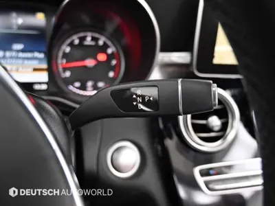 Mercedes-Benz C-Class 2017, 76108 км, за 14332.26 USD - фото 9
