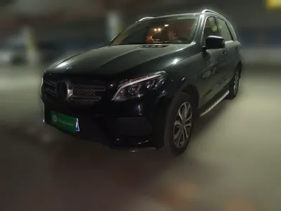 Mercedes-Benz GLE · 2017 год