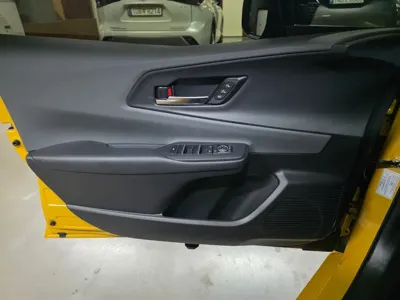 Toyota Prius 2024, 8508 км, за 21990.29 USD - фото 11