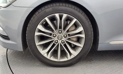 Hyundai Genesis 2014, 158952 км, за 5960.26 USD