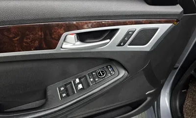 Hyundai Genesis 2014, 158952 км, за 5960.26 USD - фото 19